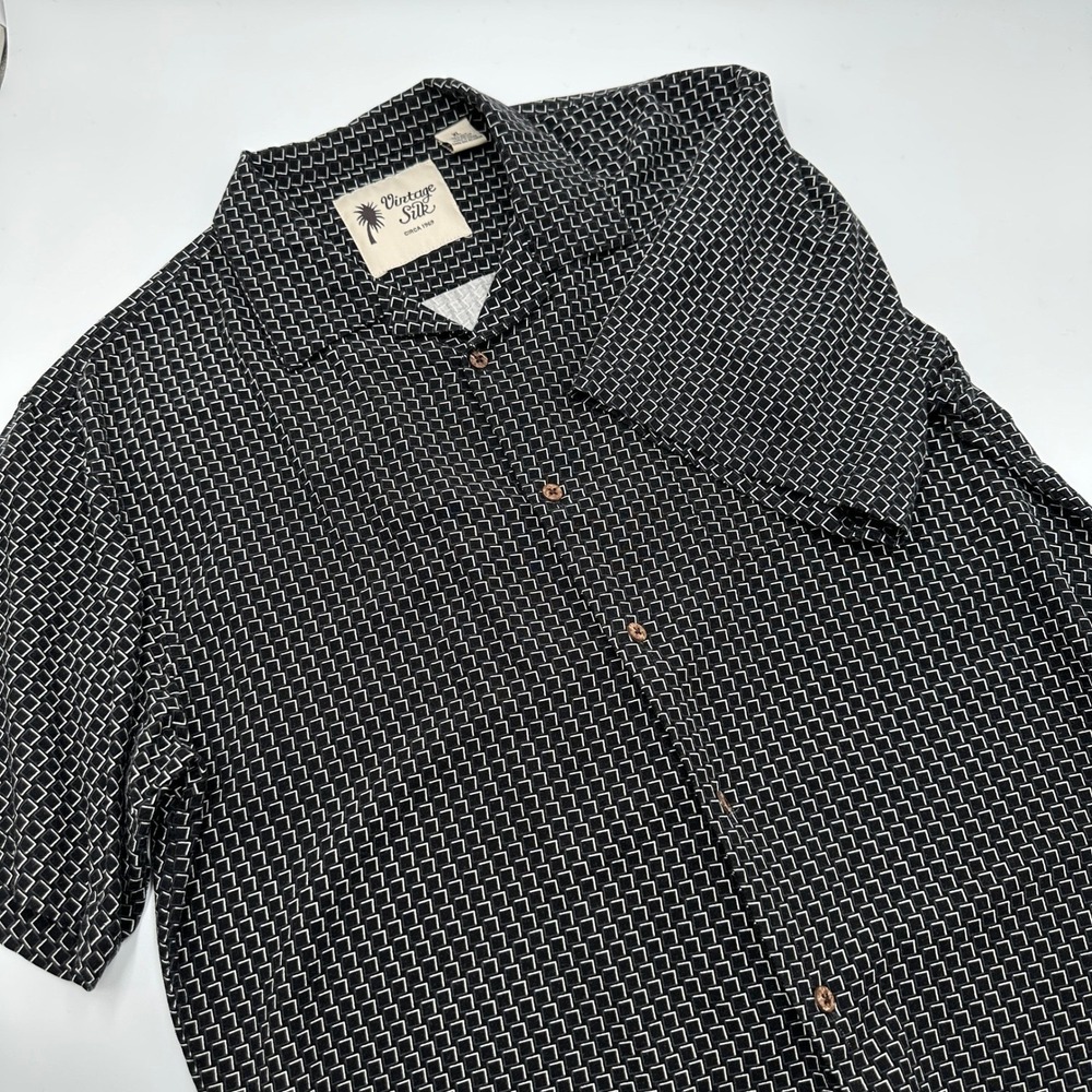 Vintage Silk Shirt Mens XL Black Geometric Silk Rayon Blend Camp Aloha Retro